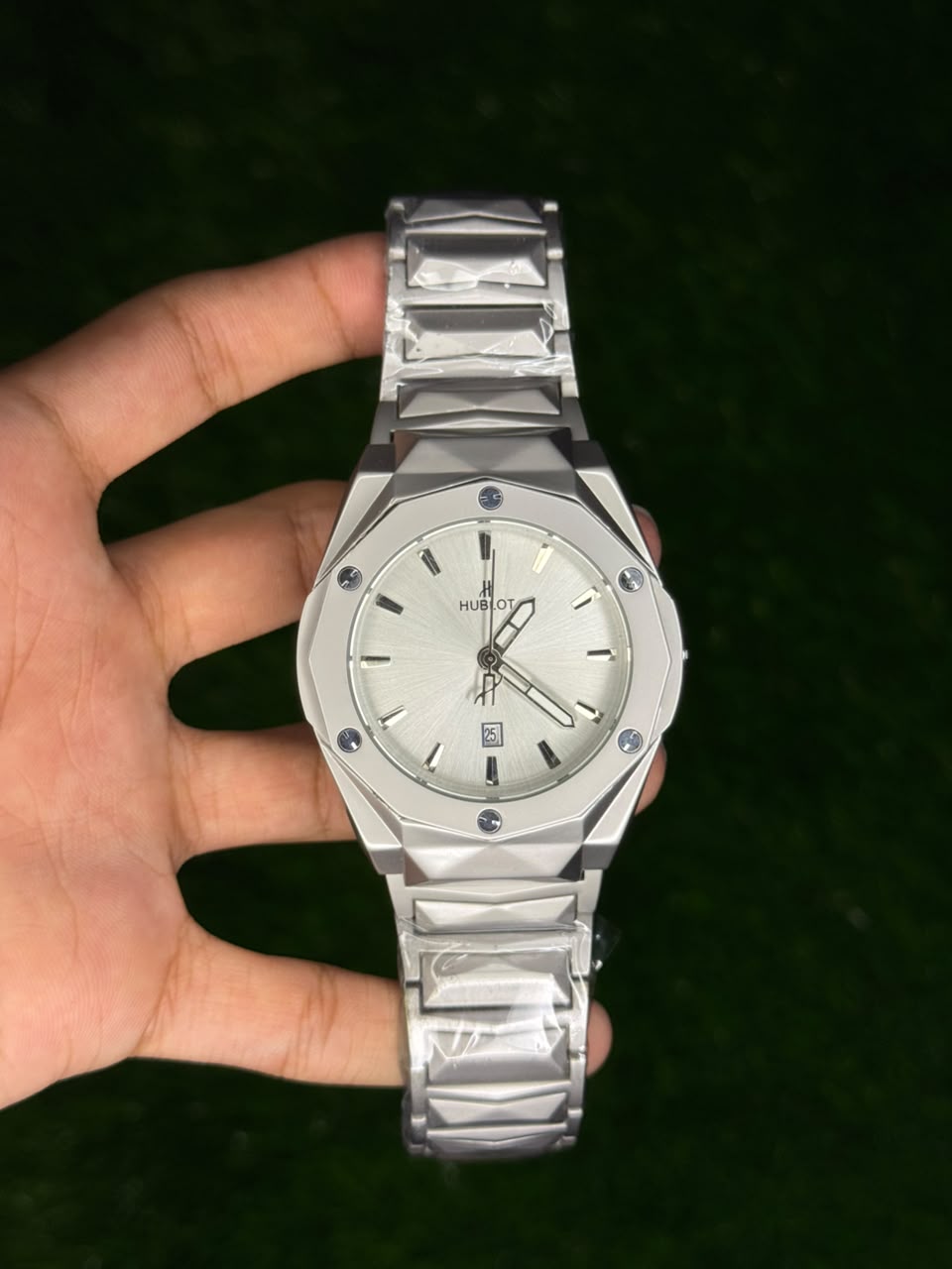 HubLot Stainless Steel
