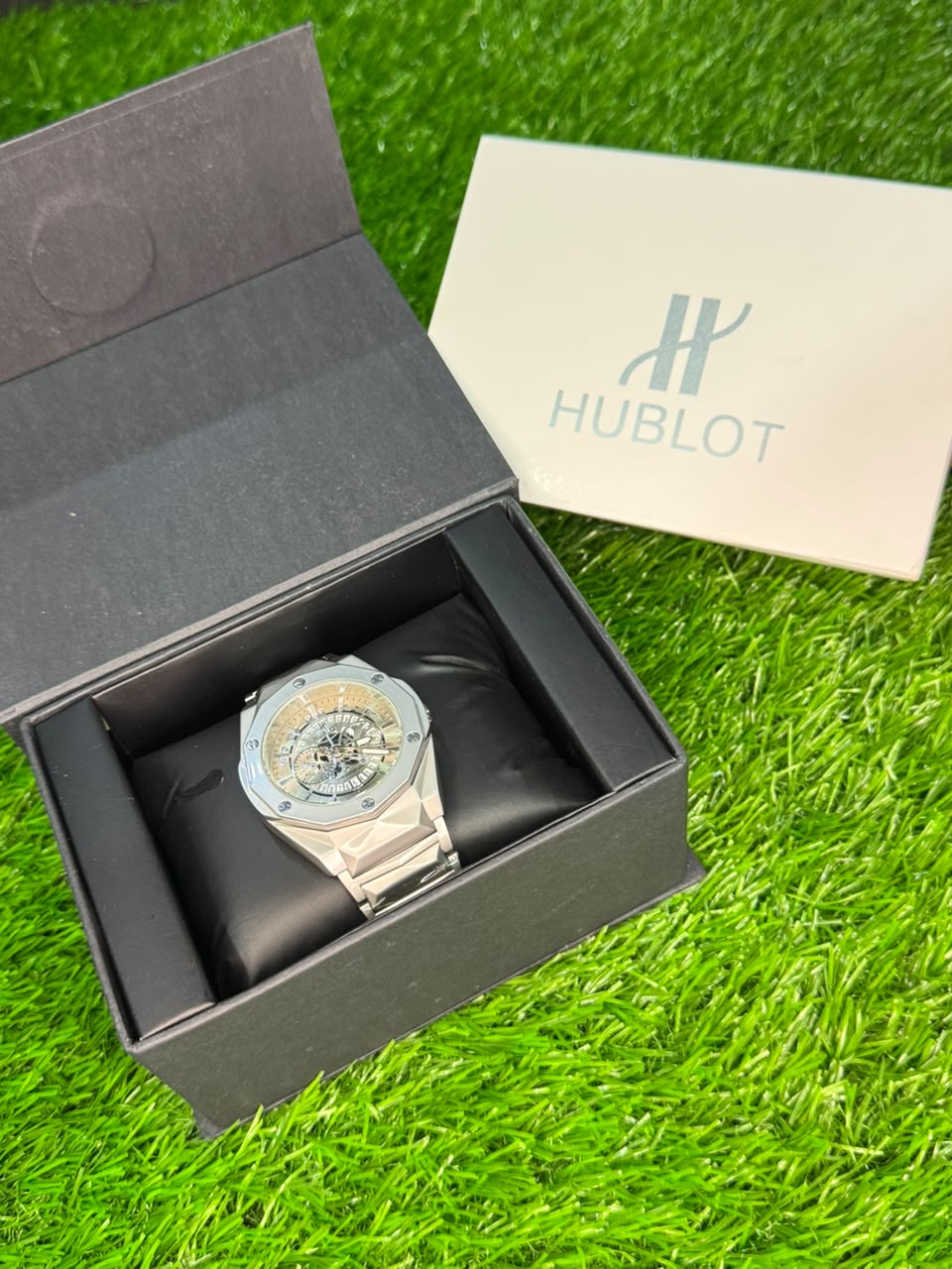 HubLot Stainless Steel