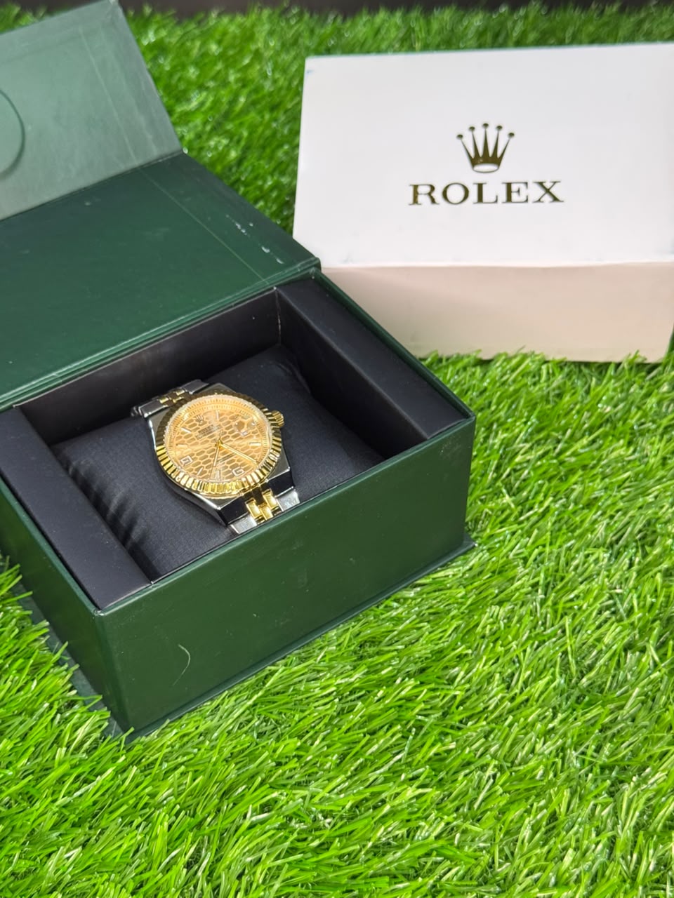 Rolex Land-Dweller Date